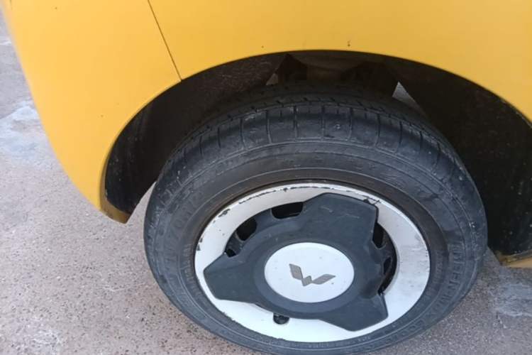 Used Wuling Hongguang MINIEV 2022 Macaron Premium Model – Lithium Iron Phosphate Right Rear Wheel Hub