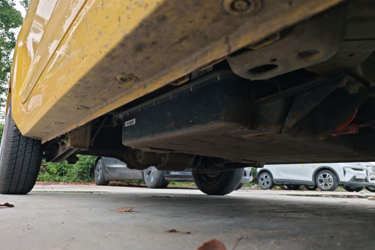 Used Wuling Hongguang MINIEV 2022 Macaron Fashion Model Lithium Iron Phosphate Right Side Sill