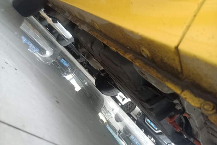 Used Wuling Hongguang MINIEV 2022 Macaron Premium Model – Lithium Iron Phosphate Right Side Sill