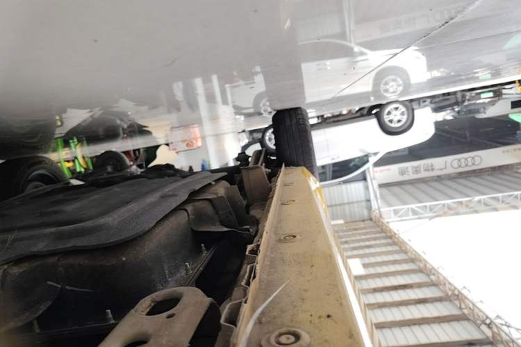 Used Wuling Hongguang MINIEV 2022 Macaron Premium Model – Lithium Iron Phosphate Right Side Sill