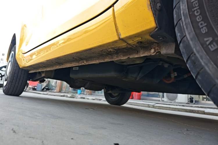 Used Wuling Hongguang MINIEV 2022 Macaron Fashion Edition Lithium-Nickel-Cobalt-Alpha-oxide Right Side Sill