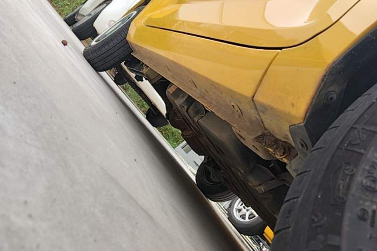 Used Wuling Hongguang MINIEV 2022 Macaron Premium Model – Lithium Iron Phosphate Right Side Sill