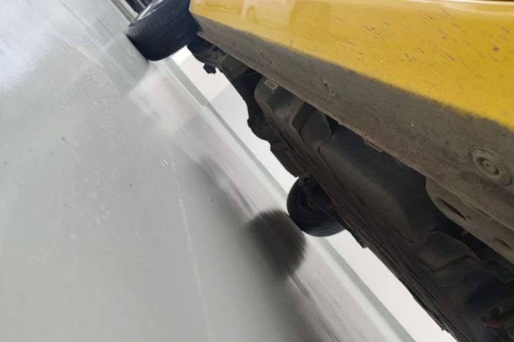Used Wuling Hongguang MINIEV 2022 Macaron Premium Model – Lithium Iron Phosphate Right Side Sill