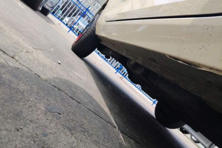 Used Wuling Hongguang MINIEV 2022 Macaron Premium Model – Lithium Iron Phosphate Right Side Sill