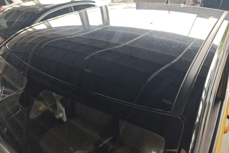 Used Wuling Hongguang MINIEV 2022 Macaron Premium Model – Lithium Iron Phosphate Roof