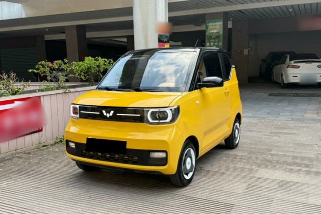 Used Wuling Hongguang MINIEV 2022 Macaron Premium Model – Lithium Iron Phosphate