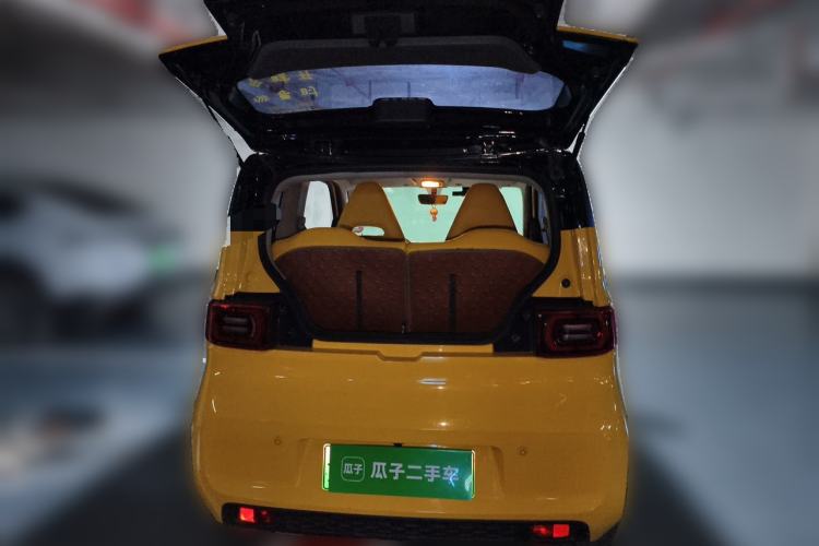 Used Wuling Hongguang MINIEV 2022 Macaron Fashion Model Lithium Iron Phosphate Trunk