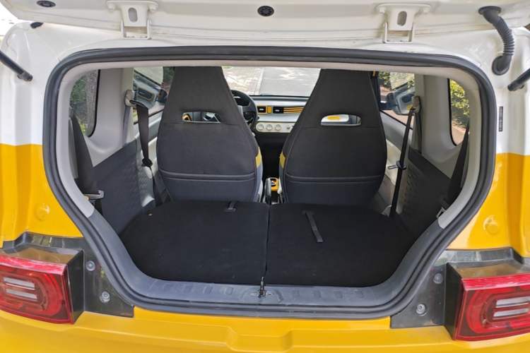Used Wuling Hongguang MINIEV 2022 Macaron Fashion Model Lithium Iron Phosphate Trunk