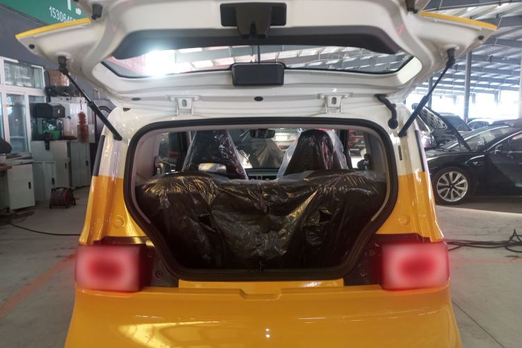Used Wuling Hongguang MINIEV 2022 Macaron Premium Model – Lithium Iron Phosphate Trunk
