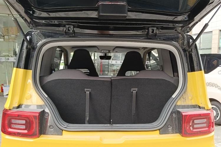 Used Wuling Hongguang MINIEV 2022 Macaron Premium Model – Lithium Iron Phosphate Trunk