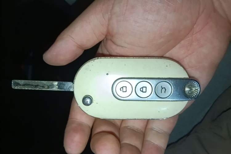 Used Wuling Hongguang MINIEV 2022 Macaron Premium Model – Lithium Ternary Battery Vehicle Key