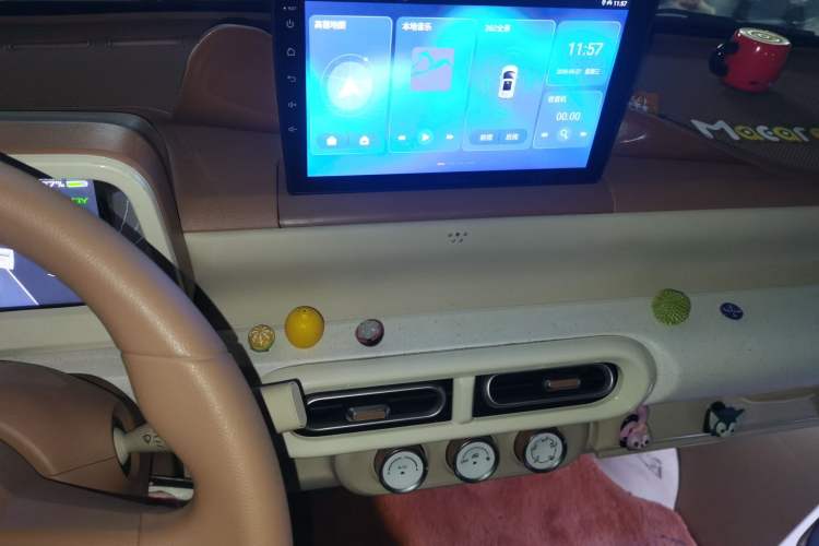 Used Wuling Hongguang MINIEV 2024 3rd Generation 215km Youth Edition Audio And AC Panel