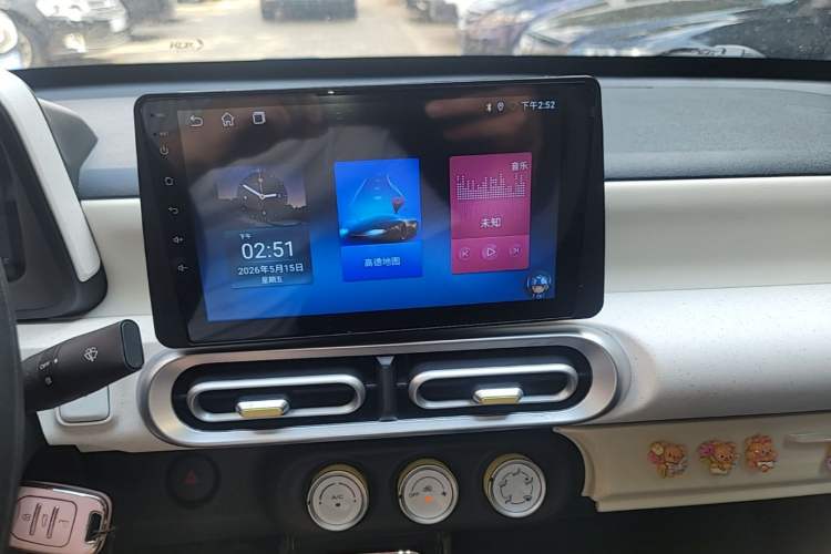 Used Wuling Hongguang MINIEV 2024 3rd Generation 215km Youth Edition Audio And AC Panel