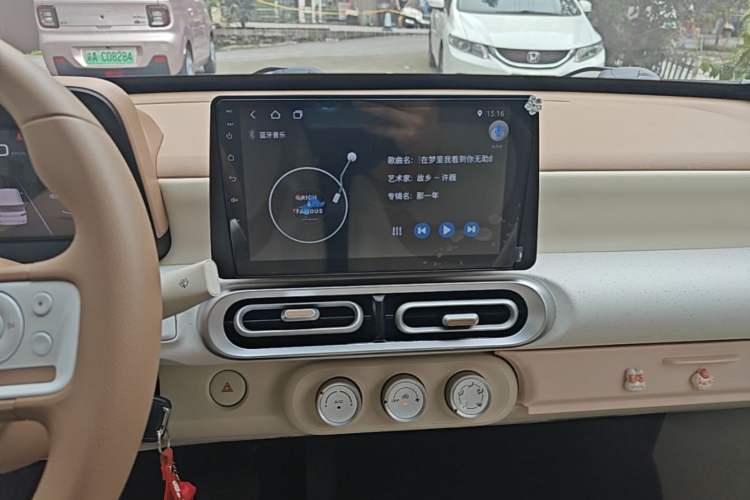 Used Wuling Hongguang MINIEV 2024 3rd Generation 215km Youth Edition Audio And AC Panel