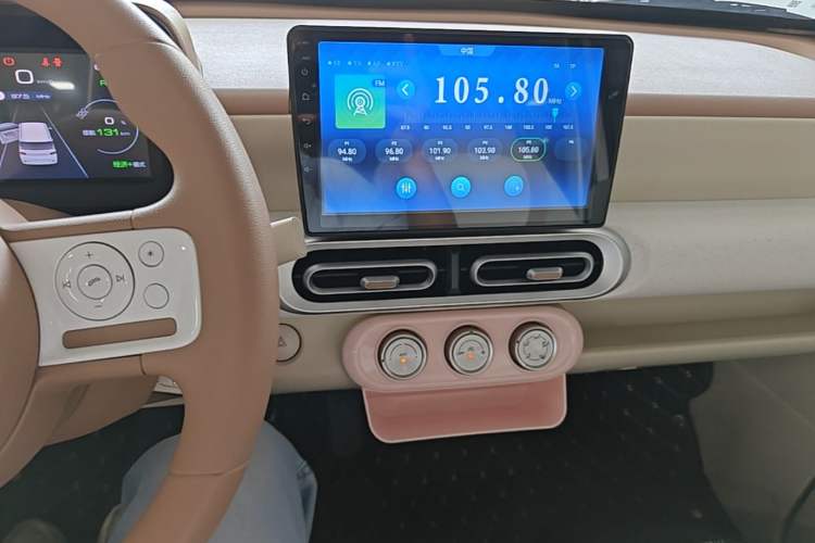 Used Wuling Hongguang MINIEV 2024 3rd Generation 215km Youth Edition Audio And AC Panel