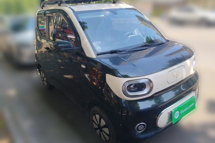 Used Wuling Hongguang MINIEV 2024 3rd Generation 215km Advanced Version Front Right 45 Deg