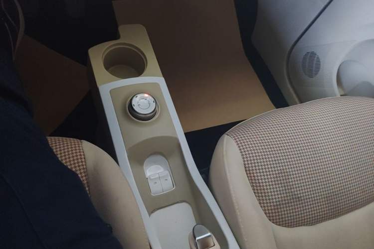 Used Wuling Hongguang MINIEV 2024 3rd Generation 215km Advanced Version Gear Lever