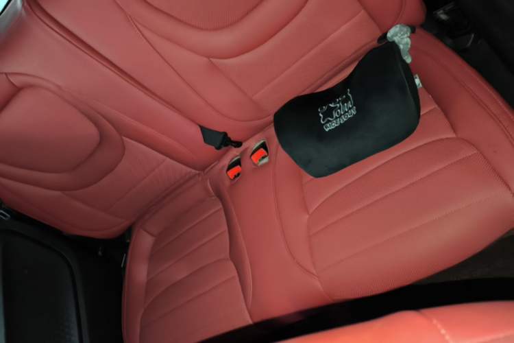 Used Wuling Hongguang MINIEV 2024 3rd Generation 215km Advanced Version Left Rear Seat