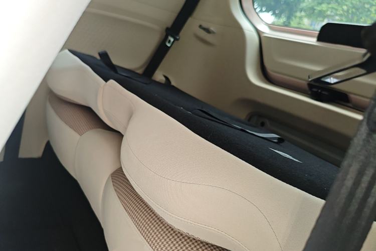 Used Wuling Hongguang MINIEV 2024 3rd Generation 215km Advanced Version Left Rear Seat