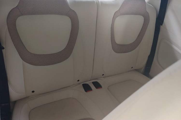 Used Wuling Hongguang MINIEV 2024 3rd Generation 215km Advanced Version Left Rear Seat