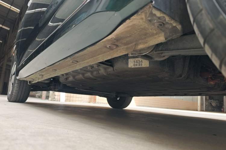 Used Wuling Hongguang MINIEV 2024 3rd Generation 215km Advanced Version Left Side Sill
