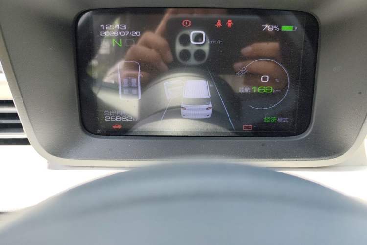 Used Wuling Hongguang MINIEV 2024 3rd Generation 215km Advanced Version Odometer Close Up