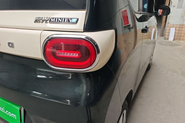 Used Wuling Hongguang MINIEV 2024 3rd Generation 215km Advanced Version Right Rear Taillight