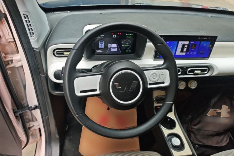 Used Wuling Hongguang MINIEV 2024 3rd Generation 215km Advanced Version Steering Wheel