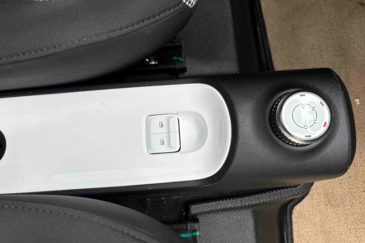 Used Wuling Hongguang MINIEV 2024 3rd Generation 215km Advanced Version Interior 6