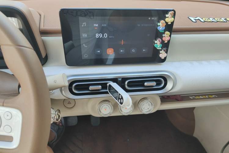 Used Wuling Hongguang MINIEV 2024 3rd Generation 215km Advanced Version Audio And AC Panel
