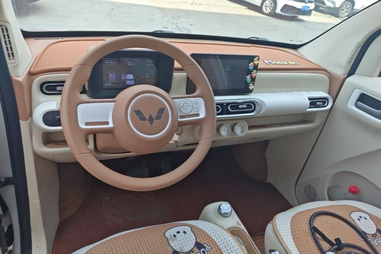 Used Wuling Hongguang MINIEV 2024 3rd Generation 215km Advanced Version Center Console