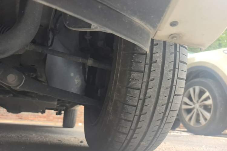 Used Wuling Hongguang MINIEV 2024 3rd Generation 215km Youth Edition Chassis Front Left