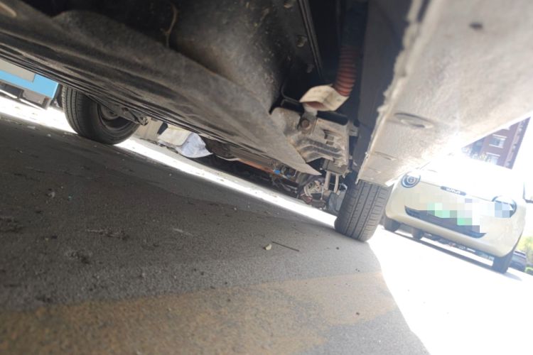 Used Wuling Hongguang MINIEV 2024 3rd Generation 215km Advanced Version Chassis Front Left