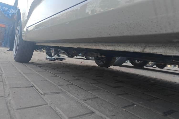 Used Wuling Hongguang MINIEV 2024 3rd Generation 215km Youth Edition Chassis Front Right