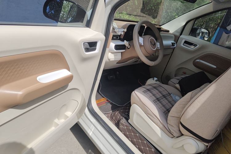 Used Wuling Hongguang MINIEV 2024 3rd Generation 215km Advanced Version Driver Seat