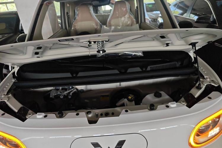 Used Wuling Hongguang MINIEV 2024 3rd Generation 215km Youth Edition Engine Bay