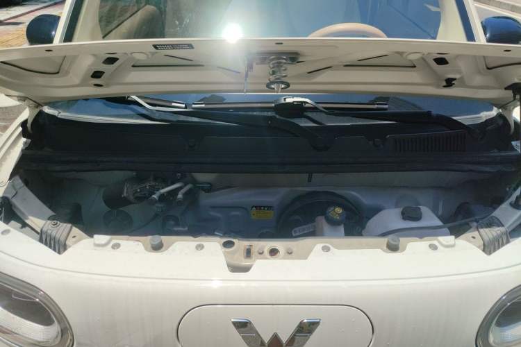 Used Wuling Hongguang MINIEV 2024 3rd Generation 215km Youth Edition Engine Bay