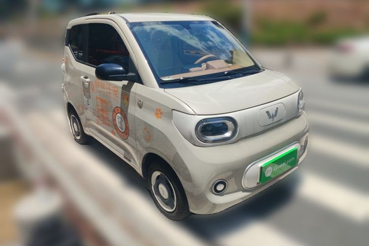 Used Wuling Hongguang MINIEV 2024 3rd Generation 215km Youth Edition Front Right 45 Deg