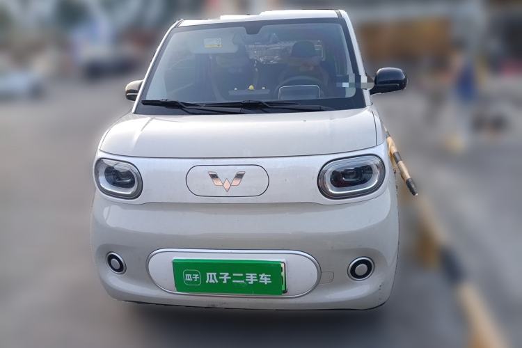 Used Wuling Hongguang MINIEV 2024 3rd Generation 215km Youth Edition Front