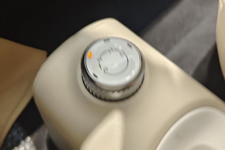 Used Wuling Hongguang MINIEV 2024 3rd Generation 215km Advanced Version Gear Lever