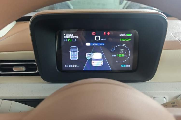 Used Wuling Hongguang MINIEV 2024 3rd Generation 215km Youth Edition Instrument Cluster