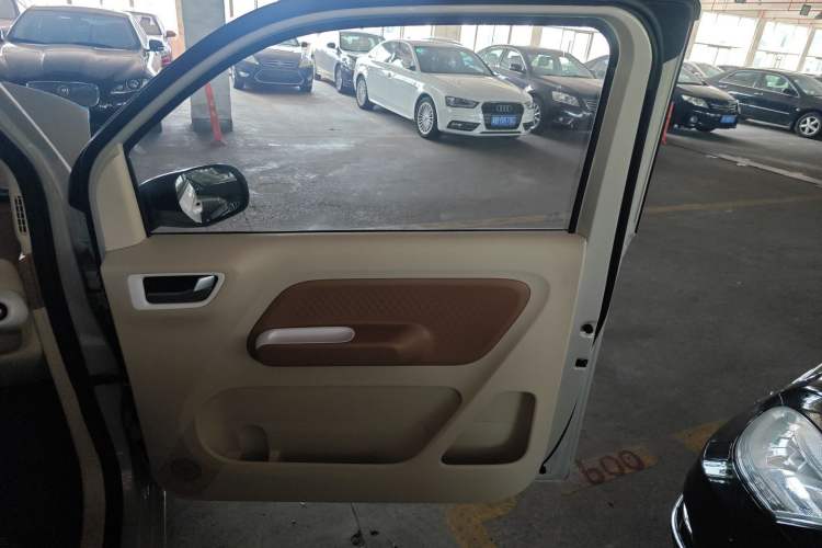 Used Wuling Hongguang MINIEV 2024 3rd Generation 215km Youth Edition Interior 5