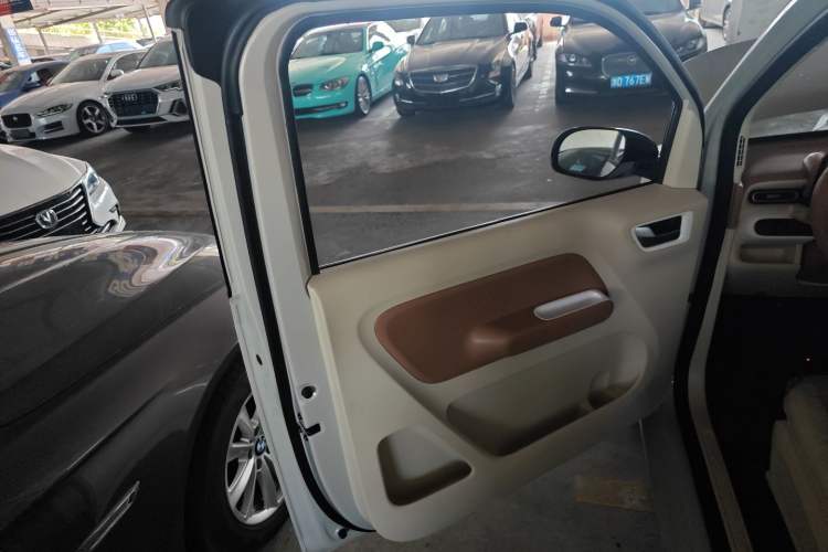 Used Wuling Hongguang MINIEV 2024 3rd Generation 215km Youth Edition Interior 7