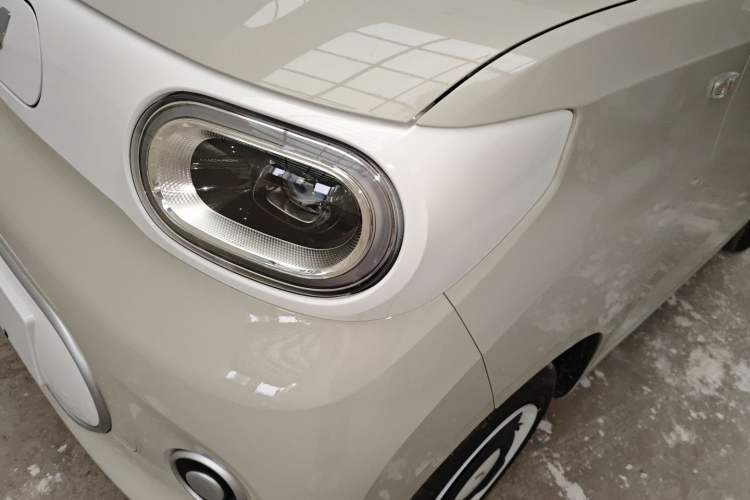 Used Wuling Hongguang MINIEV 2024 3rd Generation 215km Youth Edition Left Front Headlight