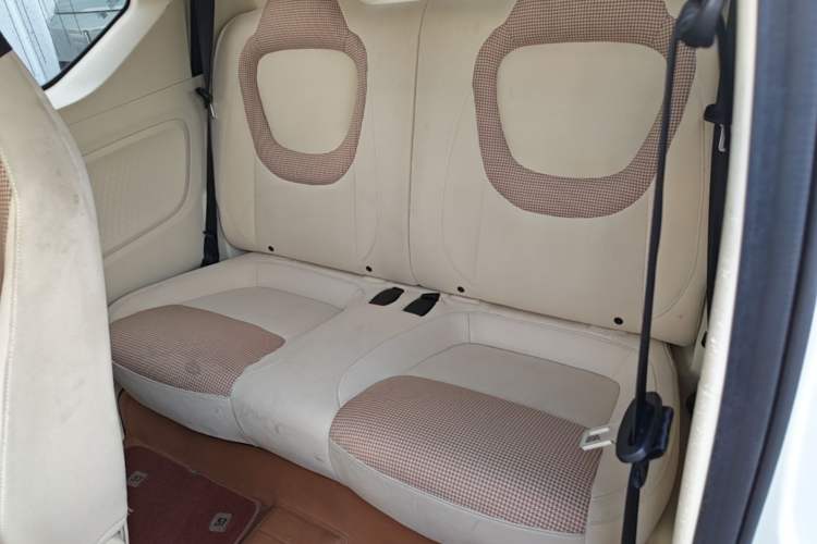 Used Wuling Hongguang MINIEV 2024 3rd Generation 215km Advanced Version Left Rear Seat