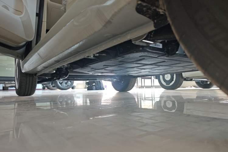 Used Wuling Hongguang MINIEV 2024 3rd Generation 215km Youth Edition Left Side Sill