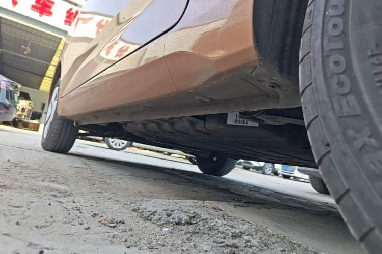 Used Wuling Hongguang MINIEV 2024 3rd Generation 215km Advanced Version Left Side Sill