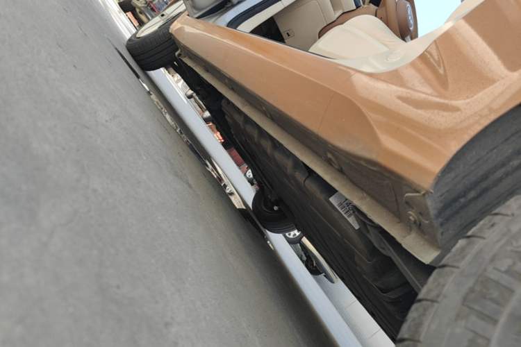 Used Wuling Hongguang MINIEV 2024 3rd Generation 215km Advanced Version Left Side Sill