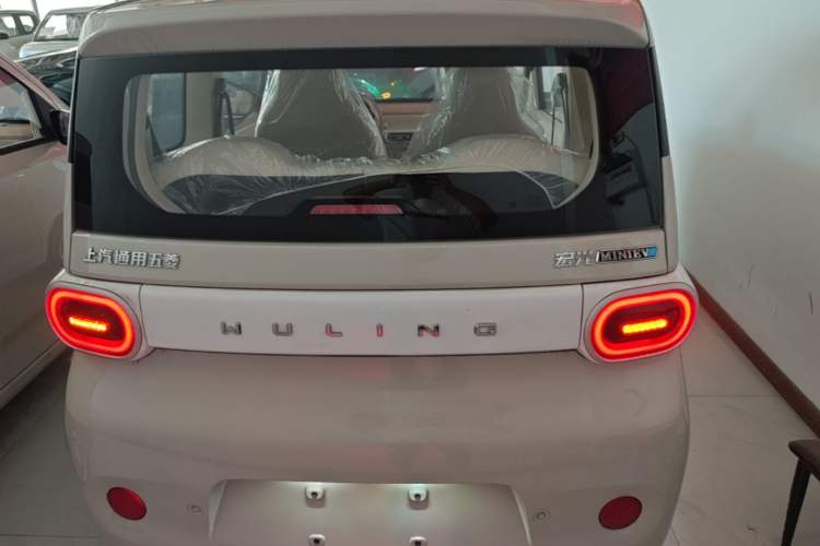 Used Wuling Hongguang MINIEV 2024 3rd Generation 215km Youth Edition Rear
