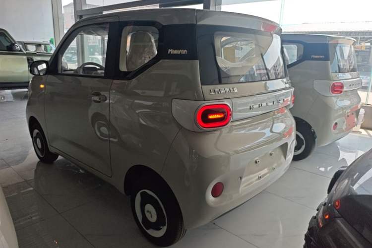 Used Wuling Hongguang MINIEV 2024 3rd Generation 215km Youth Edition Rear Left 45 Deg